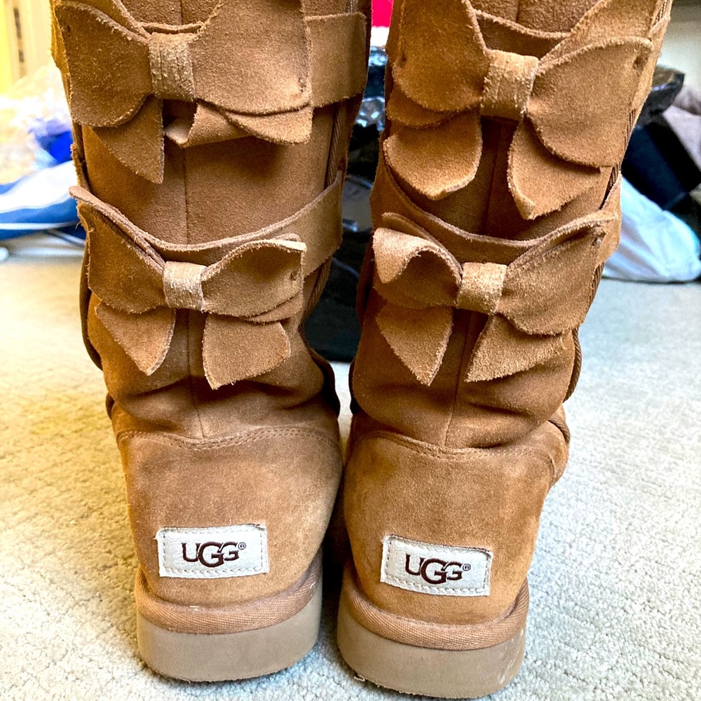 ❌SOLD- UGGS❌